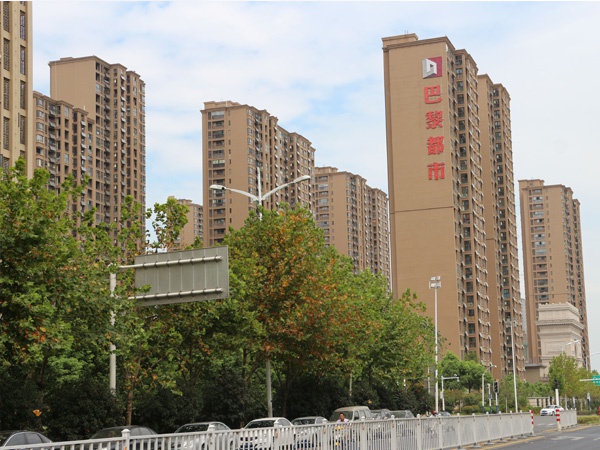 合肥佳源巴黎都市小區(qū)定制陽(yáng)臺(tái)欄桿、百葉窗、樓梯扶手案例