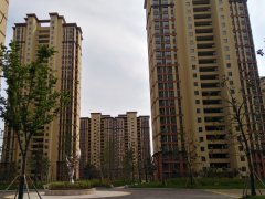 六安永安南苑小區(qū)定制定做陽(yáng)臺(tái)護(hù)欄、樓梯扶手案例