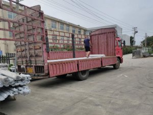 金用護欄2020年7月24日鋅鋼樓梯扶手裝車發貨！