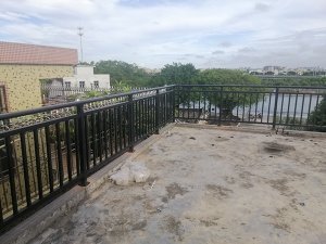 陽臺護(hù)欄定制定做注意事項(xiàng)