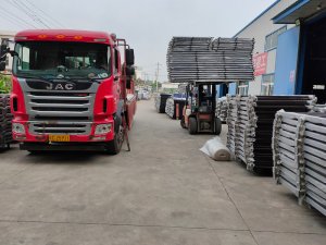 金用護欄2020年8月26日鋁合金護窗欄桿發(fā)貨！