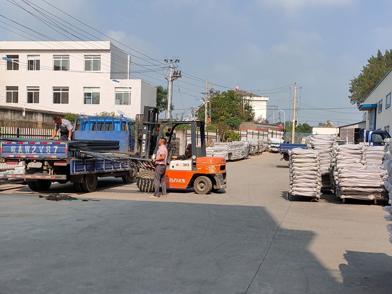 金用護(hù)欄2020年9月12日上午鋅鋼百葉窗發(fā)貨! 金用護(hù)欄2020年9月12日上午鋅鋼百葉窗發(fā)貨!