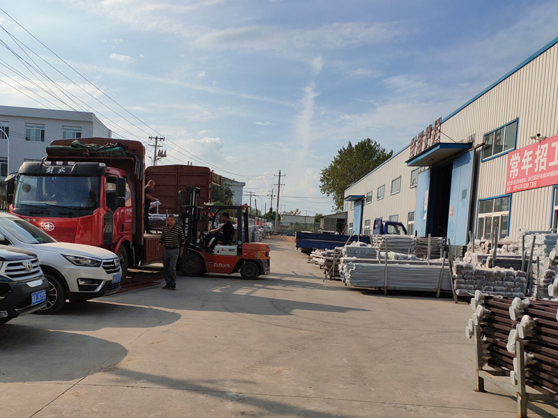 金用護欄2020年9月28日鋅鋼護窗欄桿發(fā)貨！