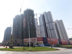 鎮(zhèn)江旭輝東壹區(qū)小區(qū)陽臺(tái)護(hù)欄、樓梯扶手定制