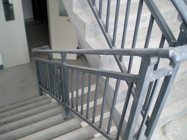 鋅鋼護(hù)欄哪家好？