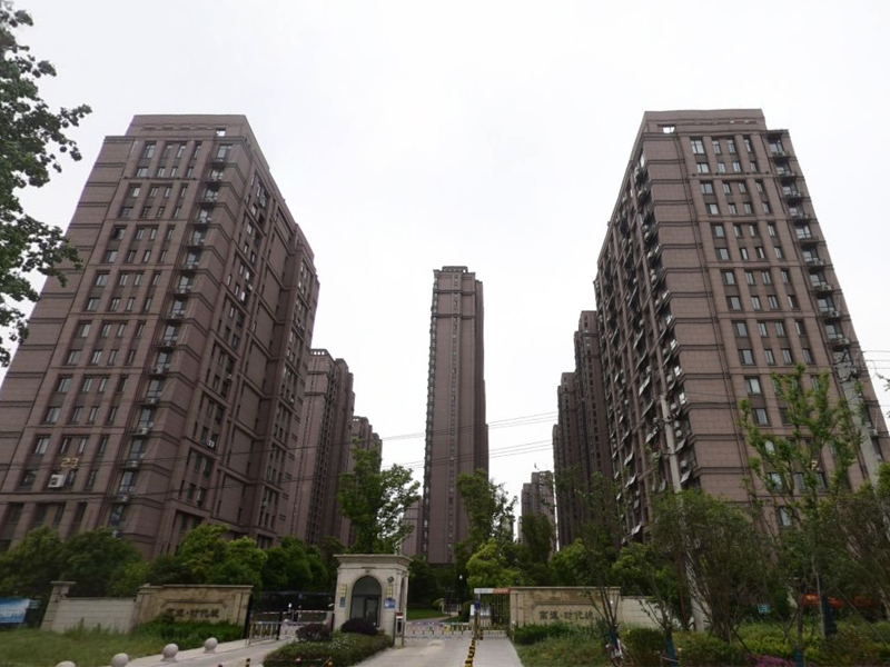 合肥高速時代城小區(qū)空調(diào)護(hù)欄、樓梯扶手定制