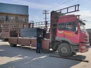 金用護欄2021年1月14日鋅鋼百葉窗發貨！