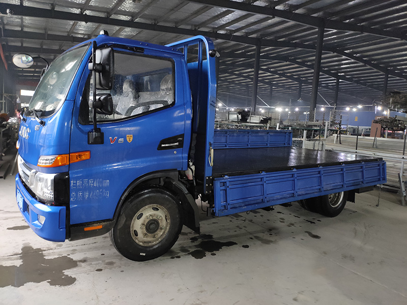 金用護(hù)欄2021年3月8日鋅鋼飄窗護(hù)欄發(fā)貨！