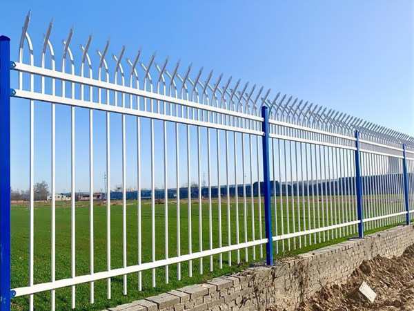 小區圍欄多少錢一米？