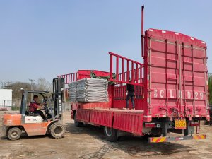 金用護欄2021年3月29日鋅鋼陽臺護欄發貨！