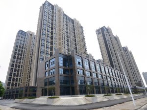 黃山天都首郡小區項目定制百葉窗、空調欄桿產品