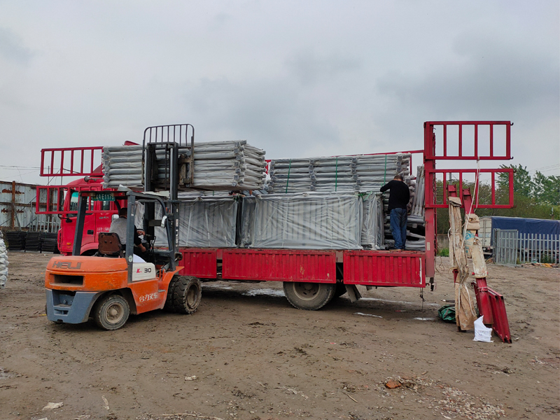 金用護欄2021年4月21日鋅鋼陽臺護欄發貨！