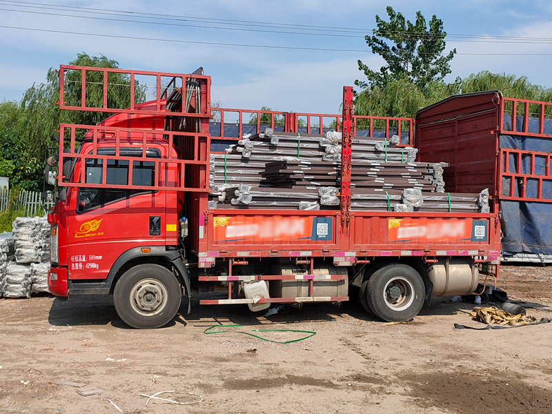 金用護(hù)欄2021年7月9日鋅鋼陽臺護(hù)欄發(fā)貨！