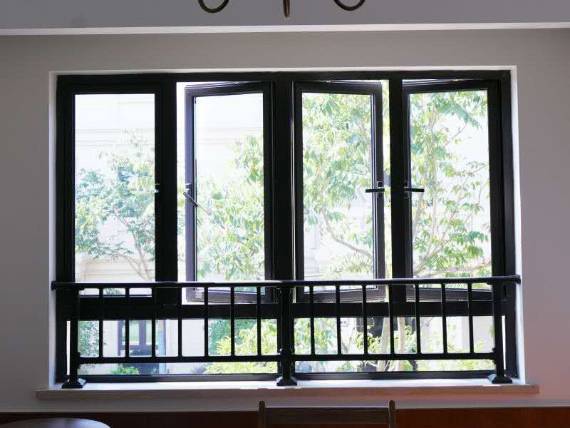 飄窗護欄結構組成