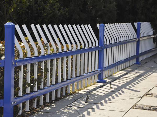 綠化護(hù)欄功能及作用 綠化護(hù)欄功能及作用