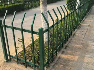 綠化護欄廠家怎么選擇？