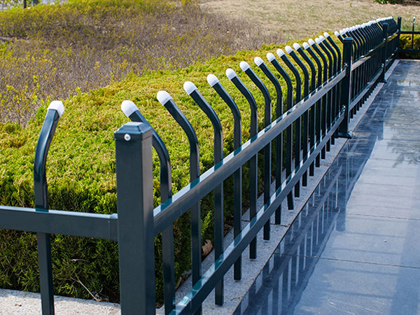 綠化護欄選什么材質比較好? 綠化護欄選什么材質比較好?