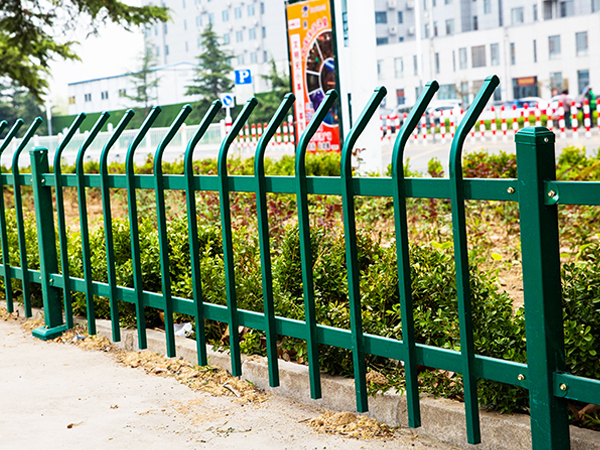 綠化護(hù)欄可以使用多少年？