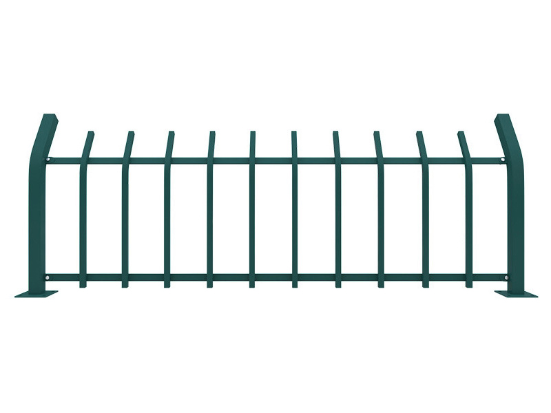 短彎頭草坪鋅鋼柵欄圖片