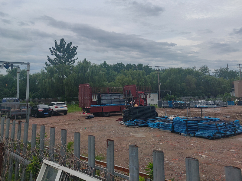 金用護(hù)欄2022年7月7日鋅鋼陽臺護(hù)欄裝車發(fā)貨！