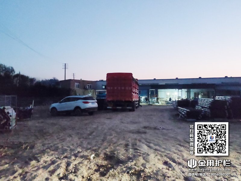 2023年11月21日鋅鋼百葉窗裝車發(fā)貨！