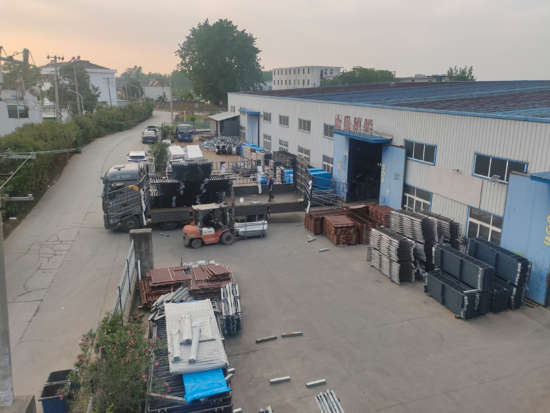 2025年5月24日鋅鋼圍墻護欄裝車發貨！