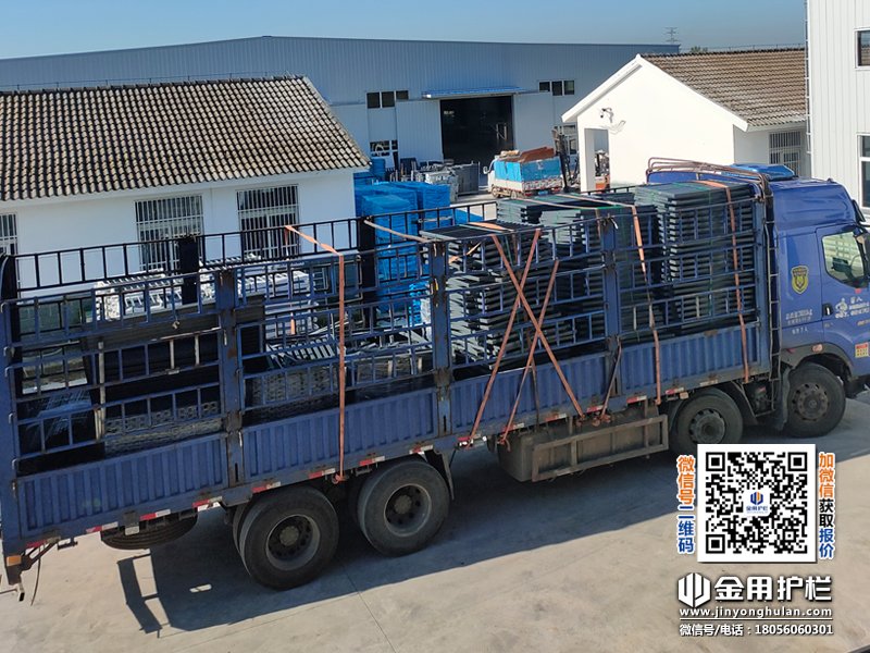 2025年8月16日鋅鋼百葉窗裝車發貨! 2025年8月16日鋅鋼百葉窗裝車發貨!