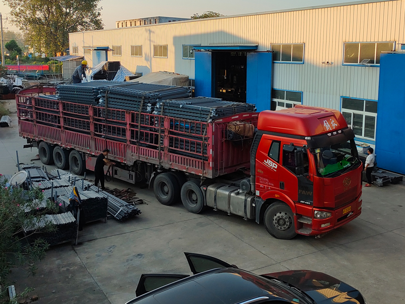 2025年9月26日鋅鋼圍墻護欄裝車發(fā)貨! 2025年9月26日鋅鋼圍墻護欄裝車發(fā)貨!