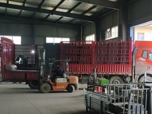 2025年9月30日鋅鋼百葉窗裝車發貨！